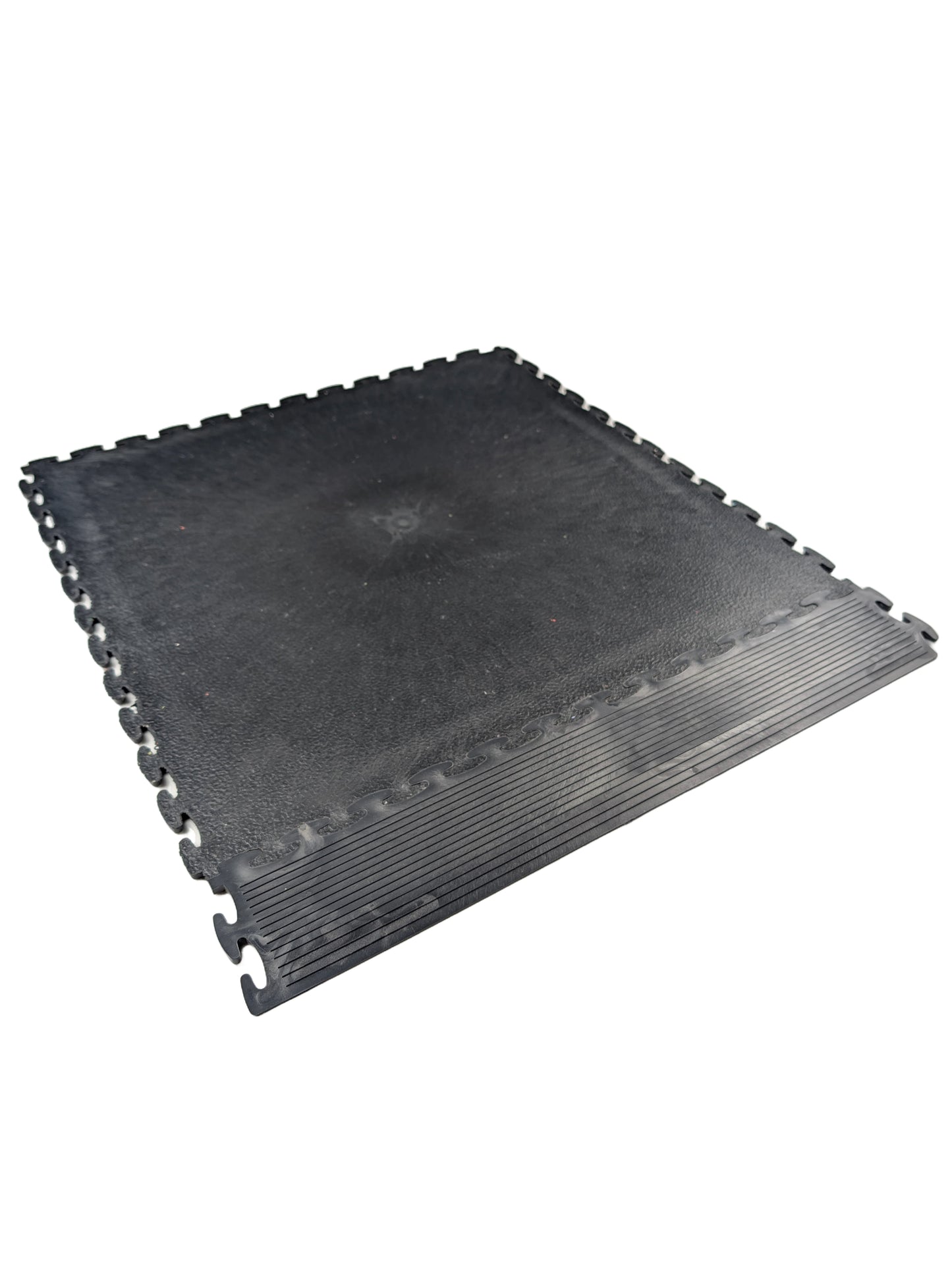 Black Ramped Edge For Premium Heavy-Duty Solid 7mm PVC Interlocking Garage & Workshop Floor Tiles (500x75x7mm)