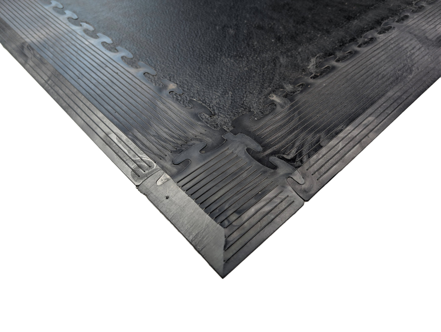 Black Ramped Corner For Premium Heavy-Duty Solid 7mm PVC Interlocking Garage & Workshop Floor Tiles (500x75x7mm)