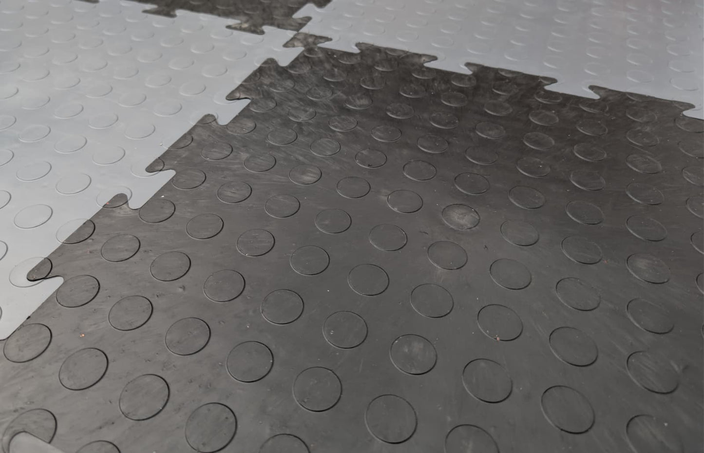 Heavy-Duty PVC Black Penny Pattern Interlocking Garage & Workshop Floor Tiles Oil & Chemical Resistant (495x495x12mm)